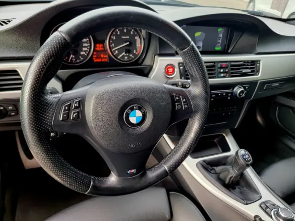 BMW 325 i M Sport Edition 14