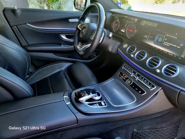 Mercedes-Benz E 220 d AMG Line 13