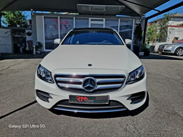 Mercedes-Benz E 220 d AMG Line 2