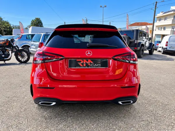 Mercedes-Benz A 180 d 7G-DCT AMG Line 3