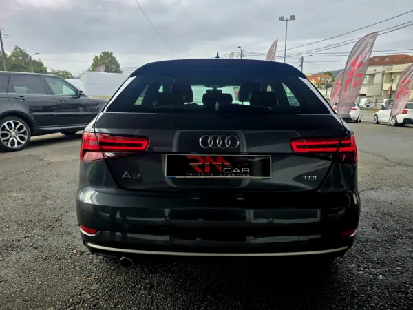 Audi A3 1.6 TDI S-line 4