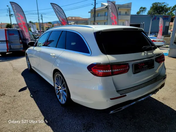 Mercedes-Benz E 220 d AMG Line 6