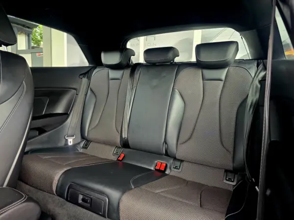 Audi A3 1.6 TDI S-line 12