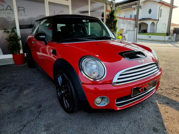 MINI 3 Portas Cooper D 1