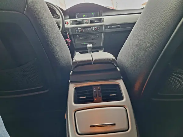 BMW 325 i M Sport Edition 24