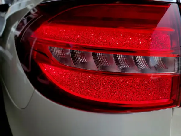 Mercedes-Benz E 220 d AMG Line 31