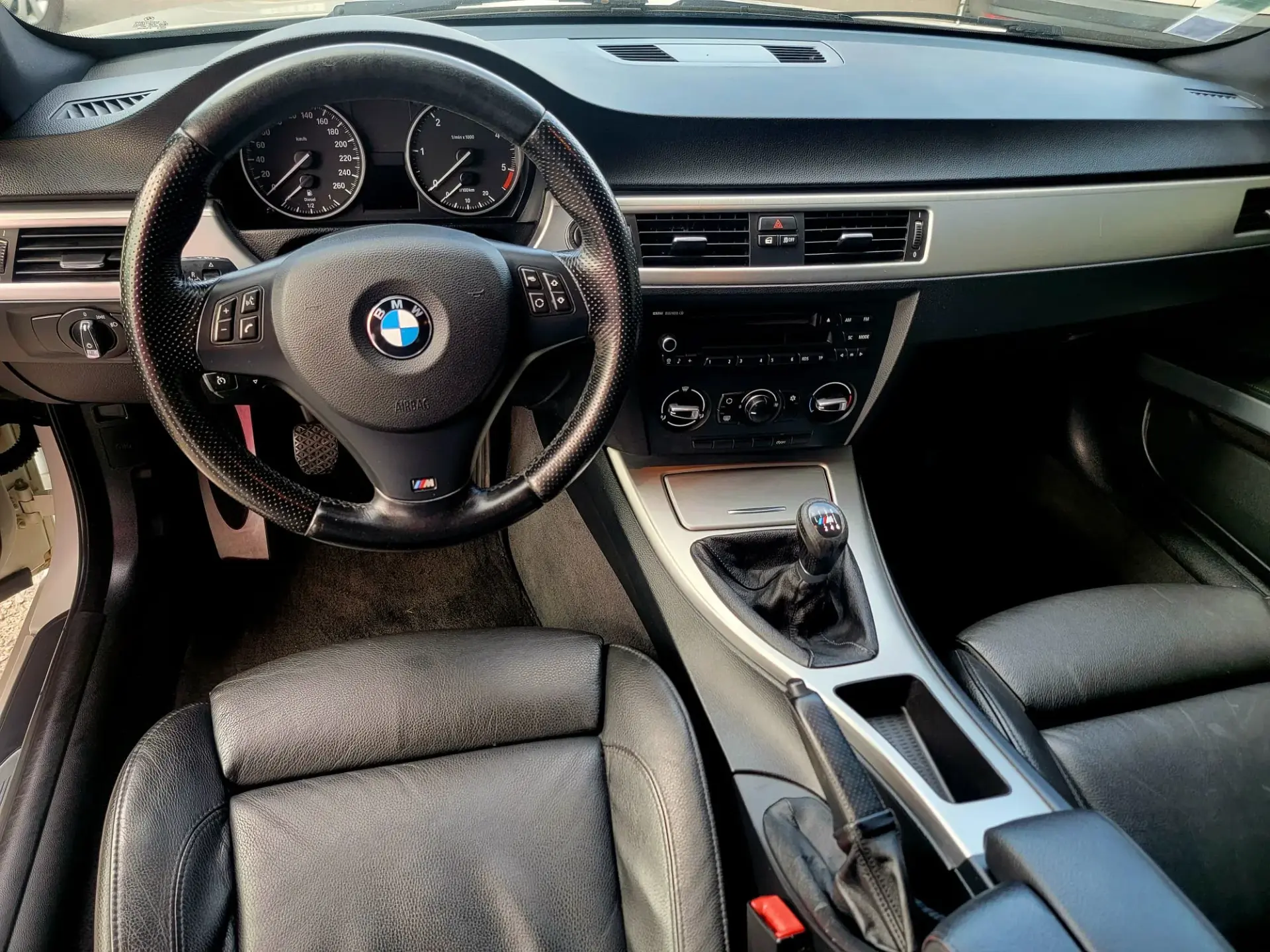 BMW 320 d Pack M 8