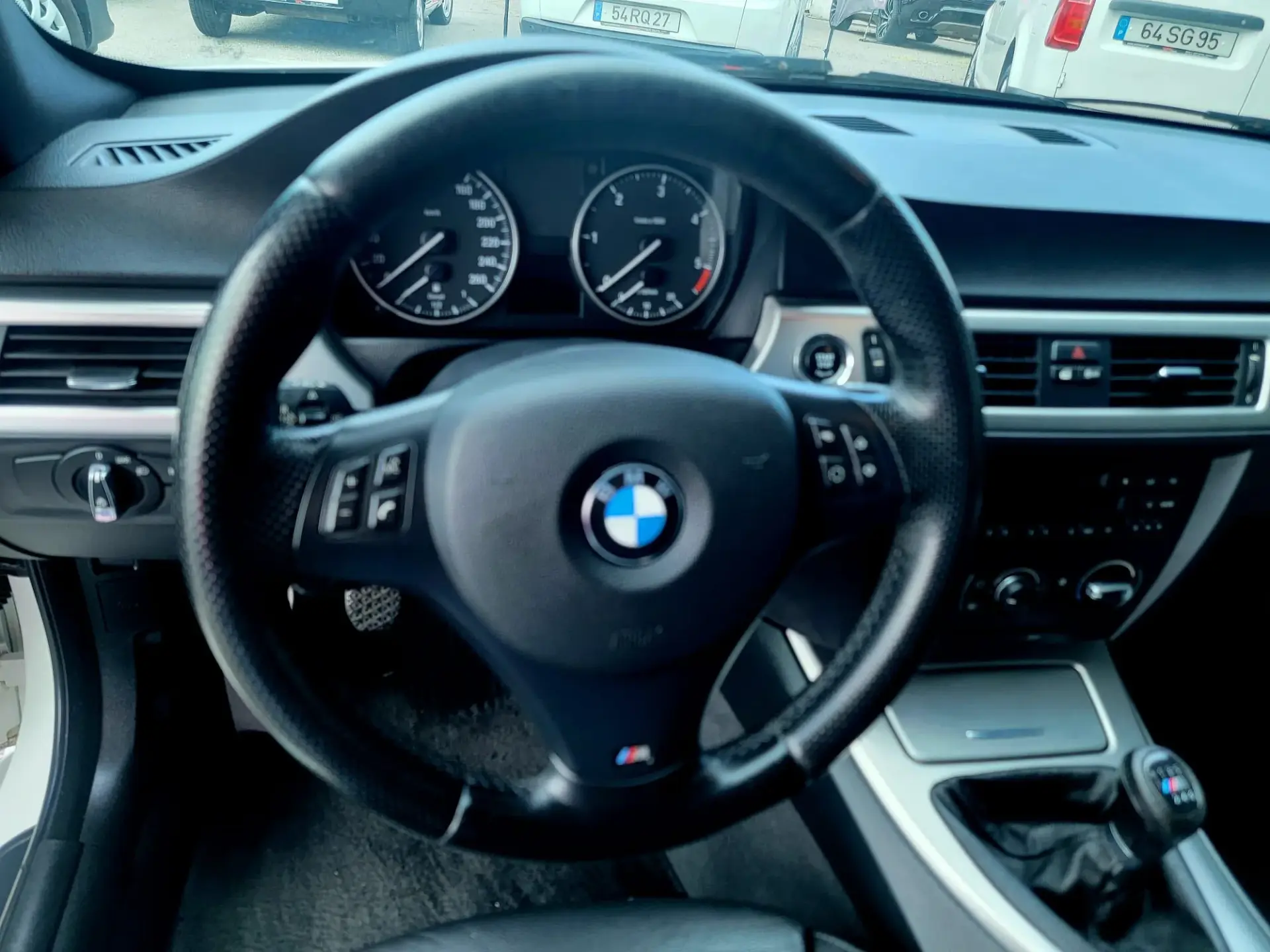 BMW 320 d Pack M 12