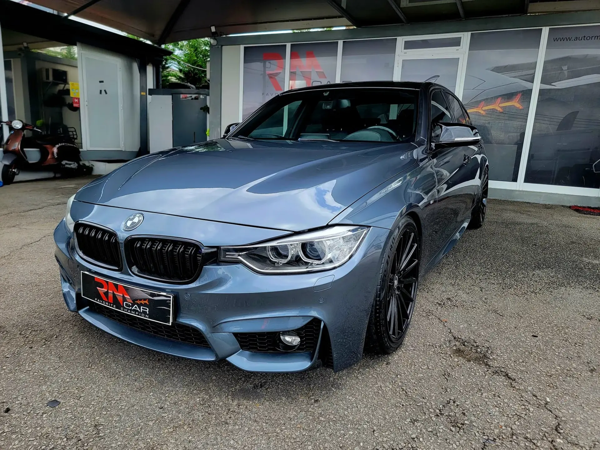 BMW ActiveHybrid 3 Pack M 2