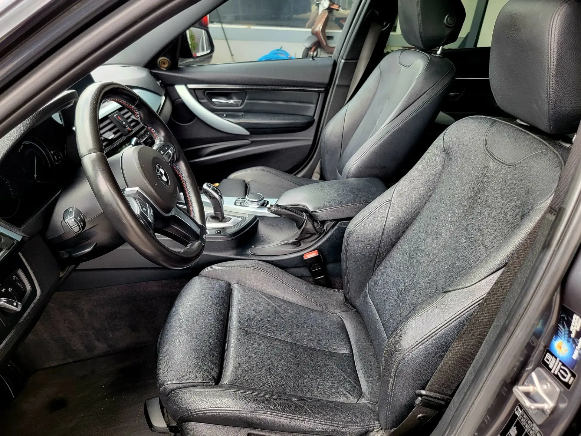 BMW ActiveHybrid 3 Pack M 12