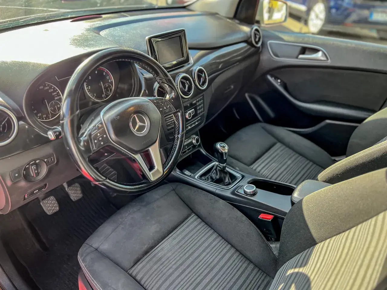 Mercedes-Benz B 180 CDi BlueEfficiency 10