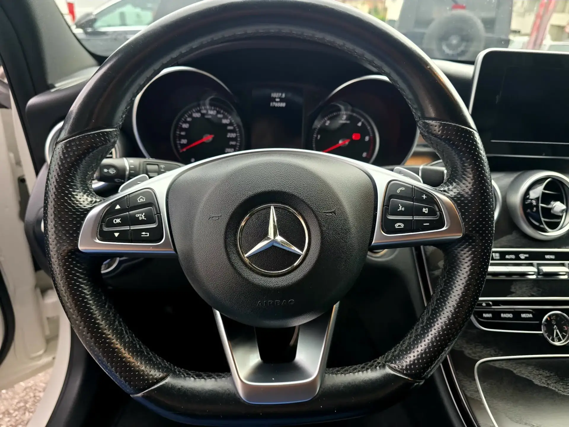 Mercedes-Benz C 220 BlueTEC AMG Line Aut. 19