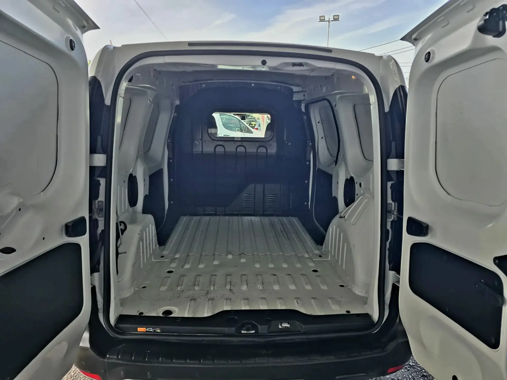 Renault Express 1.5 BLUE DCI EXTRA 8