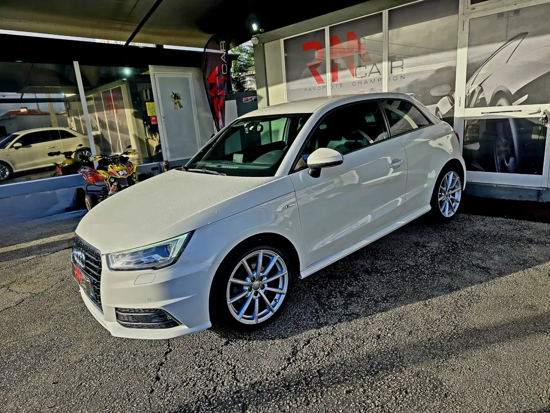 Audi A1 1.6 TDI S-line S tronic 5