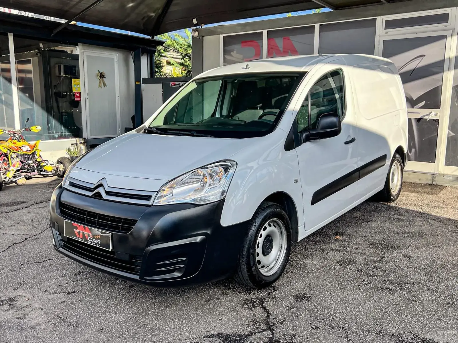 Citroen Berlingo 1.6 BlueHDi L1 Club 3L 4