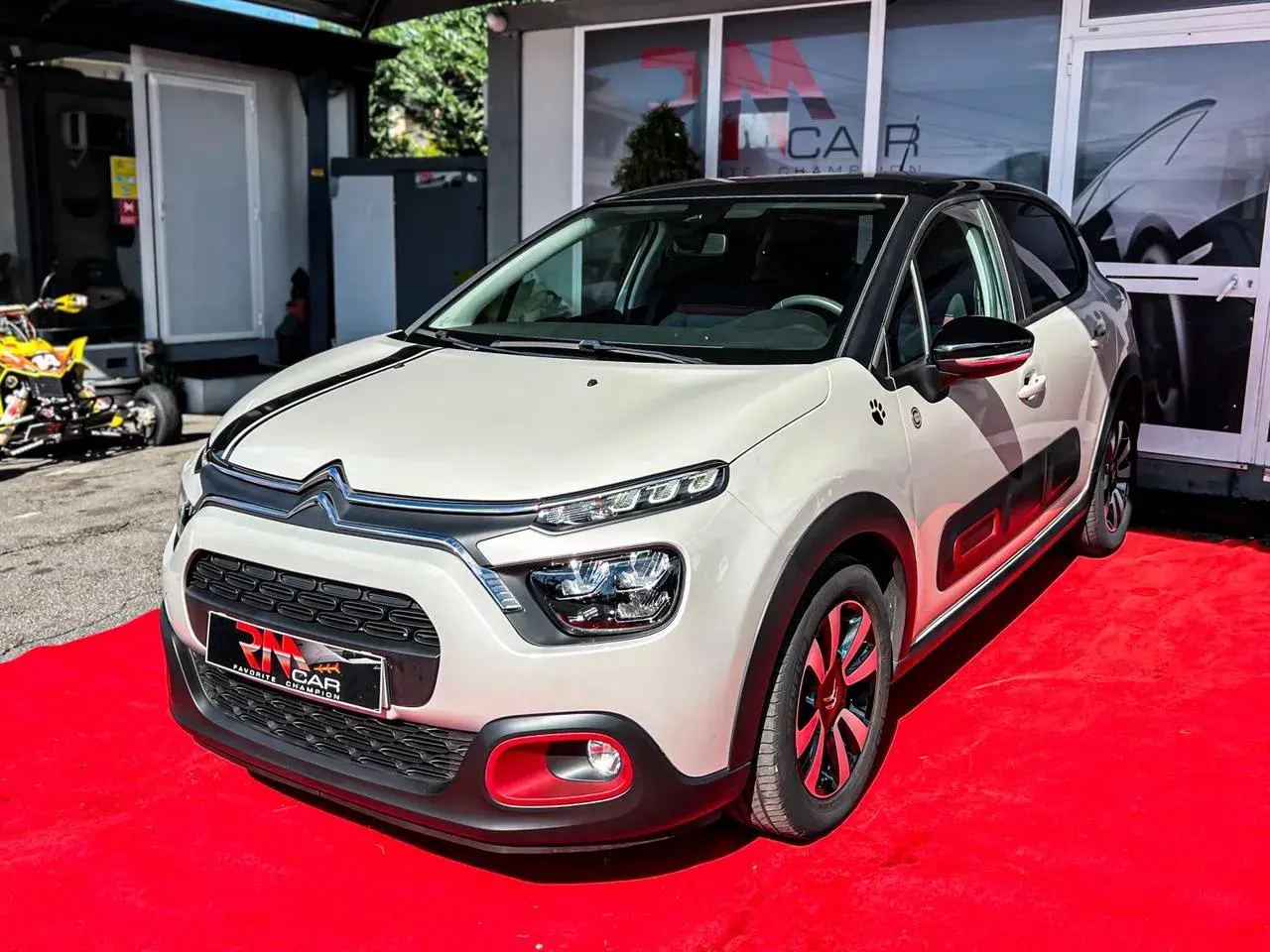 Citroen C3 1.2 PureTech C-Series 3