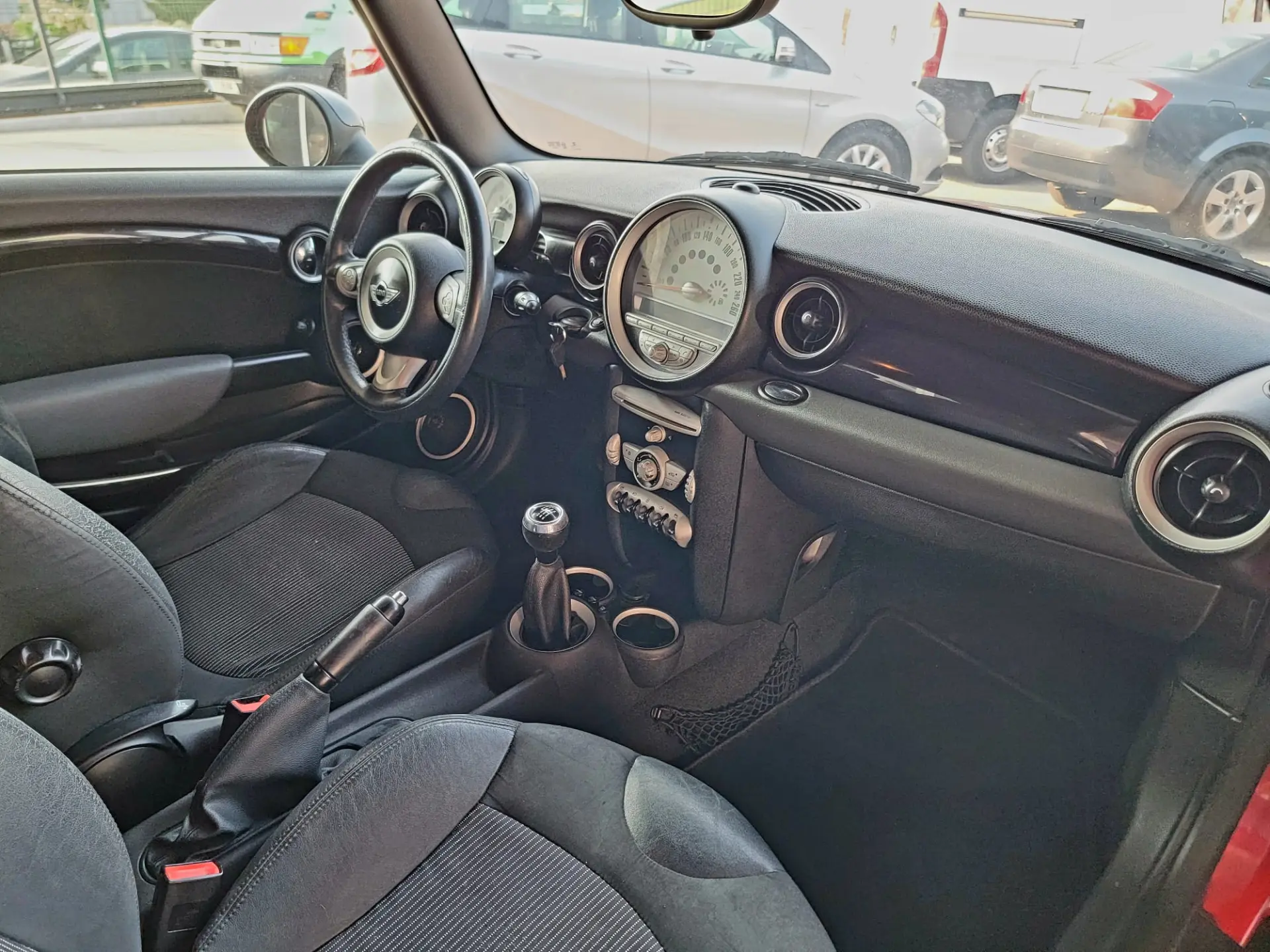 MINI 3 Portas Cooper D 14