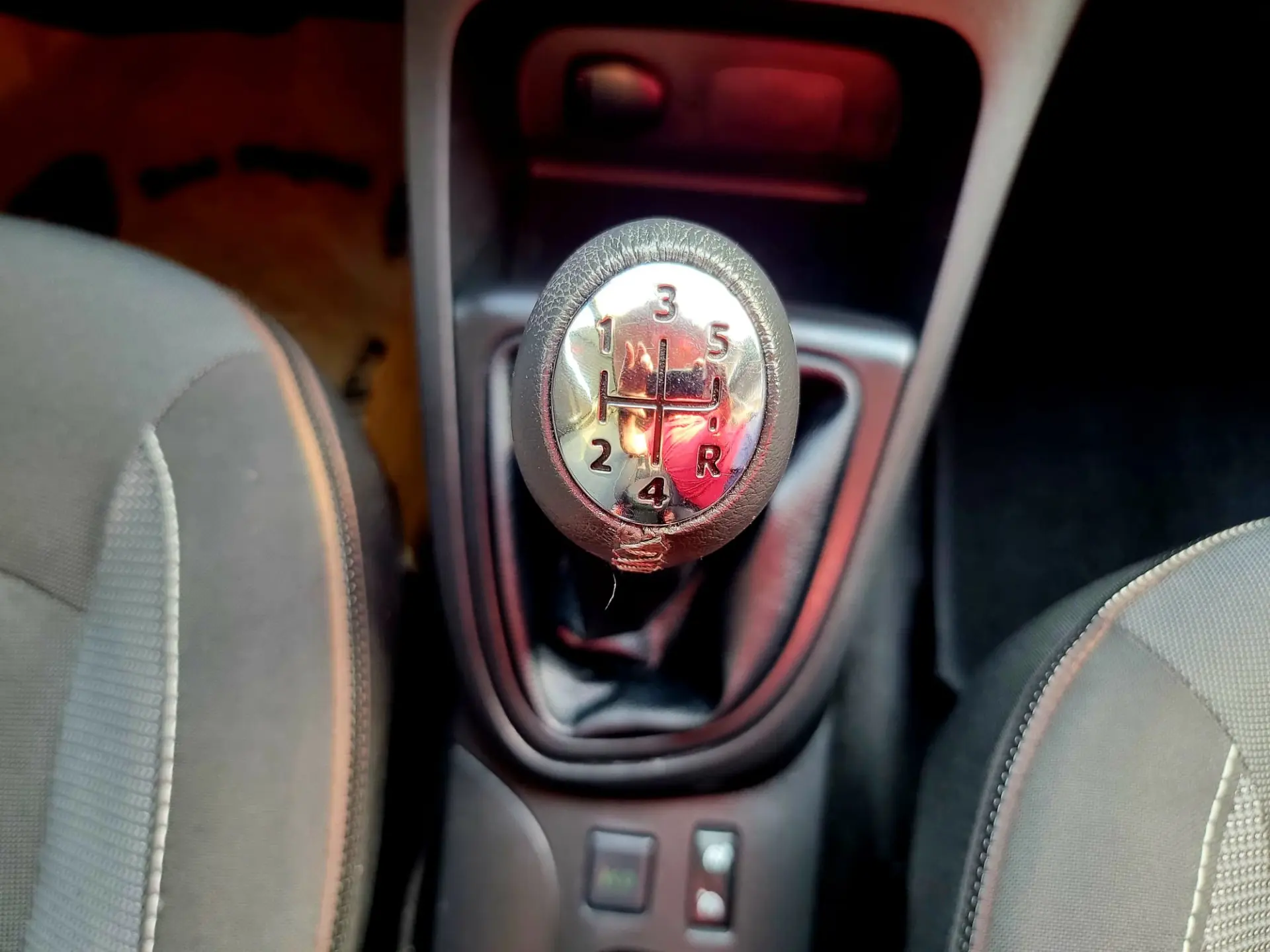 Renault Captur 1.5 dCi Sport 12