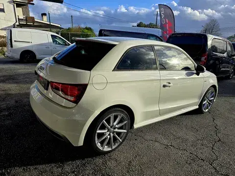 Audi A1 1.6 TDI S-line S tronic 16