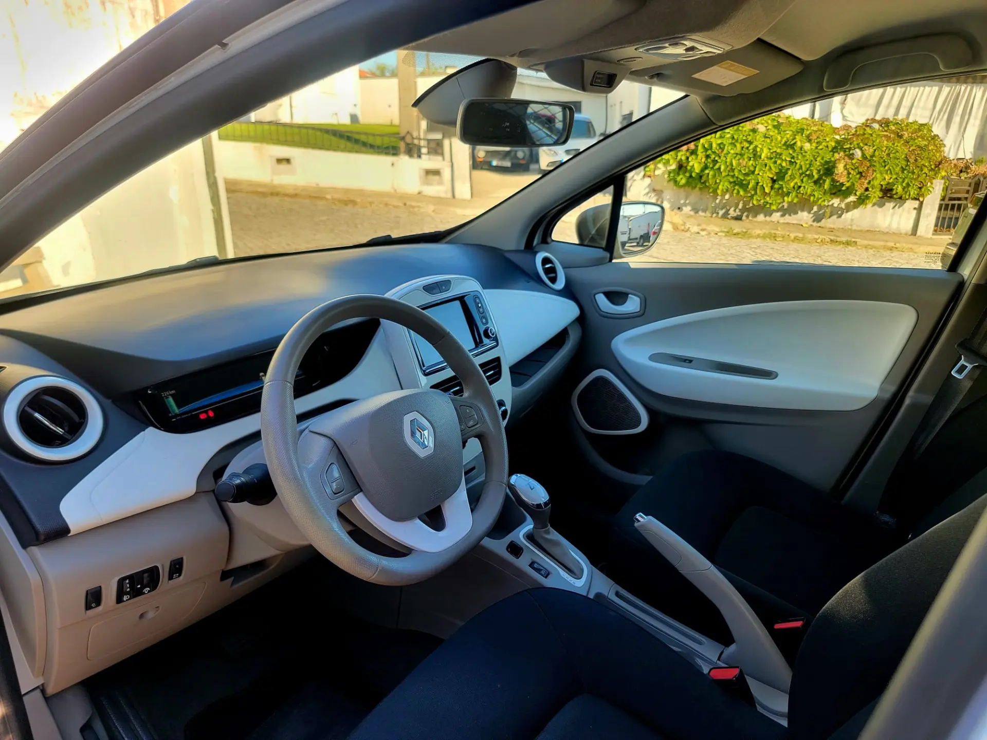 Renault Zoe (c/ Bateria) 41 kwh Life 12