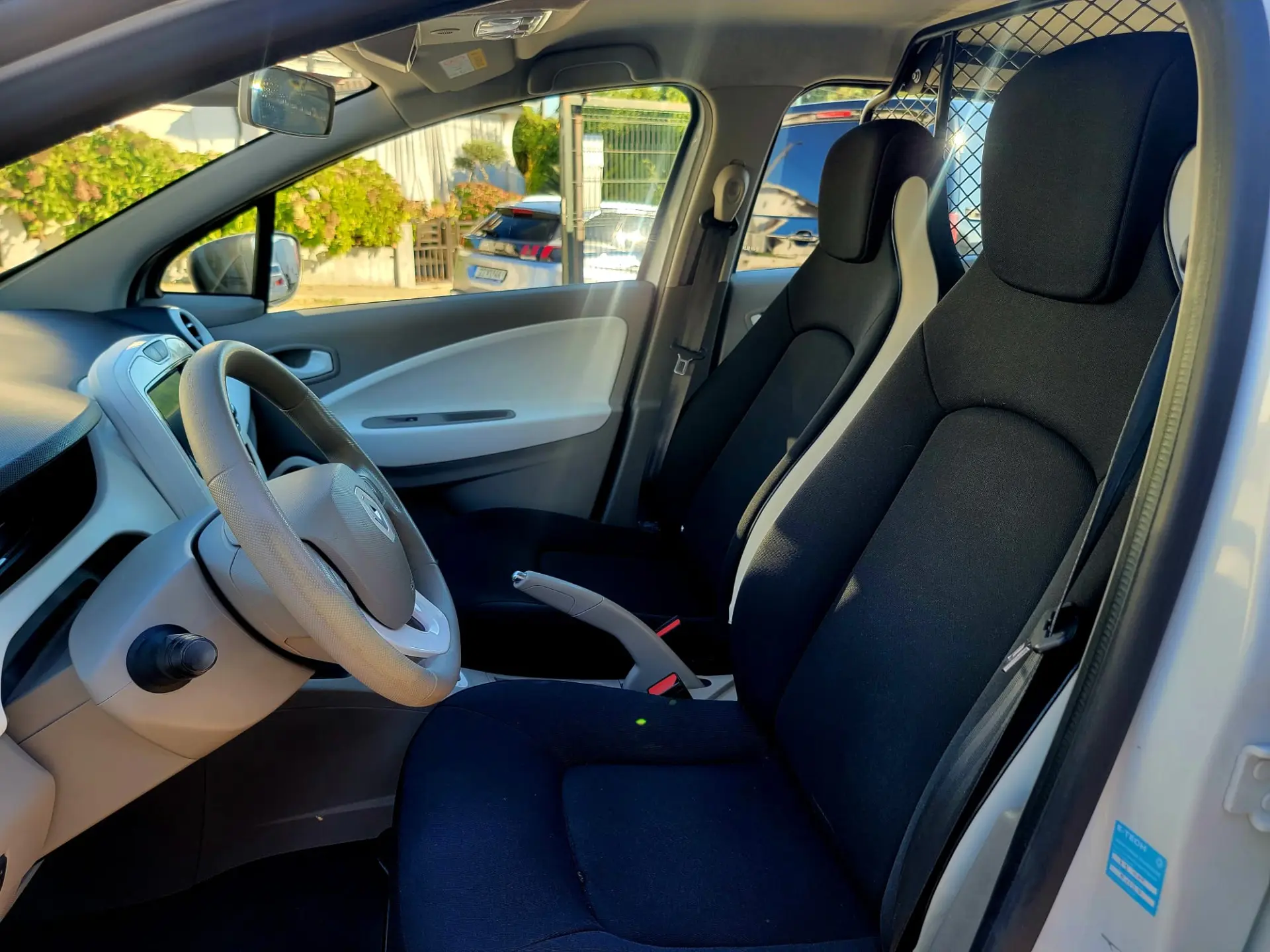 Renault Zoe (c/ Bateria) 41 kwh Life 9
