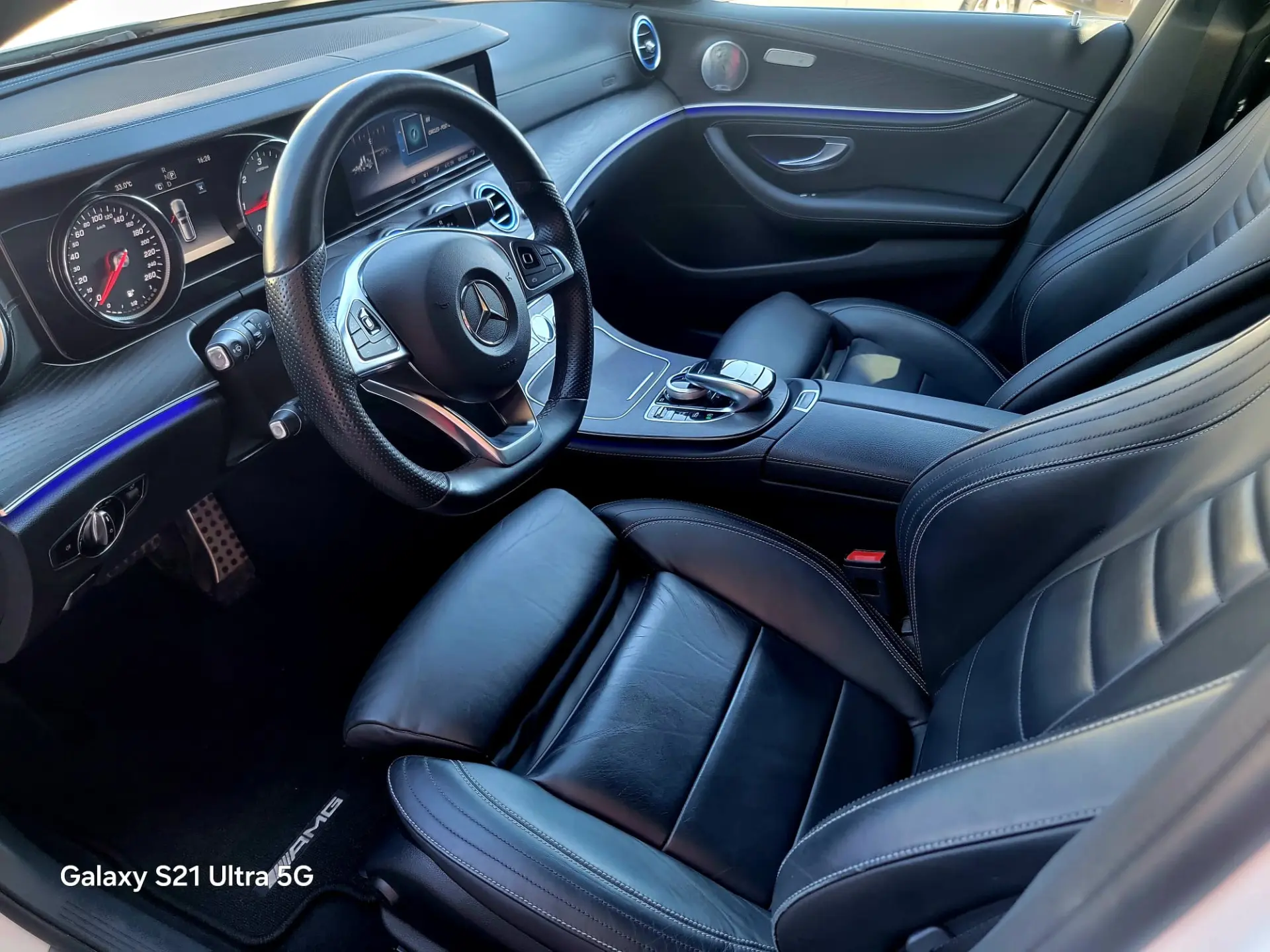 Mercedes-Benz E 220 d AMG Line 25
