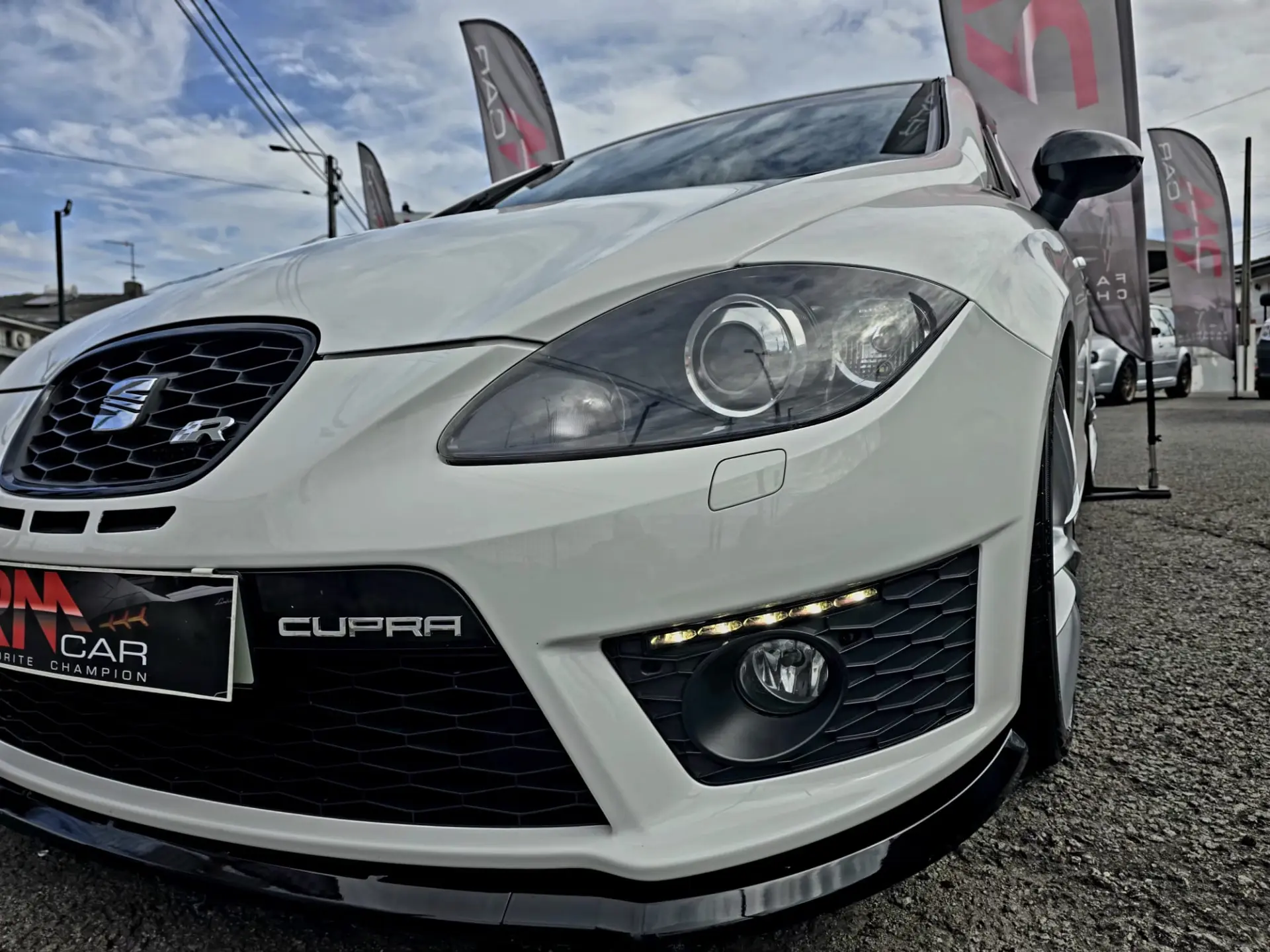 SEAT Leon 2.0 T FSI Cupra R 6
