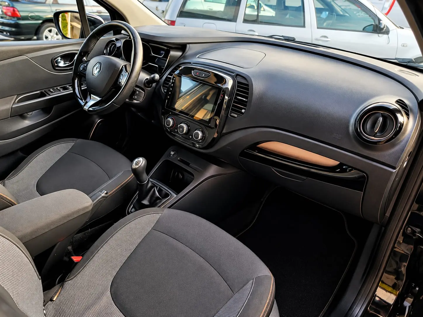 Renault Captur 1.5 dCi Sport 19