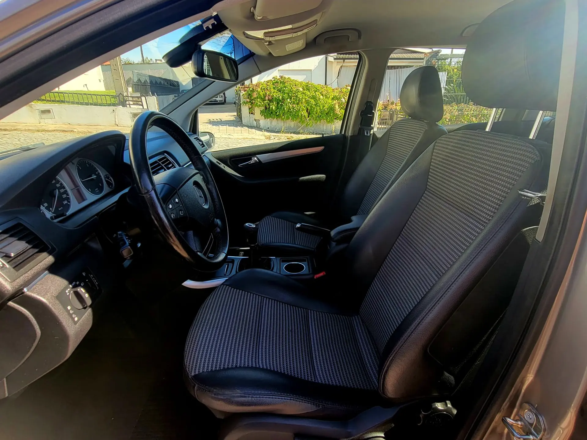 Mercedes-Benz B 180 B 180 CDI 15