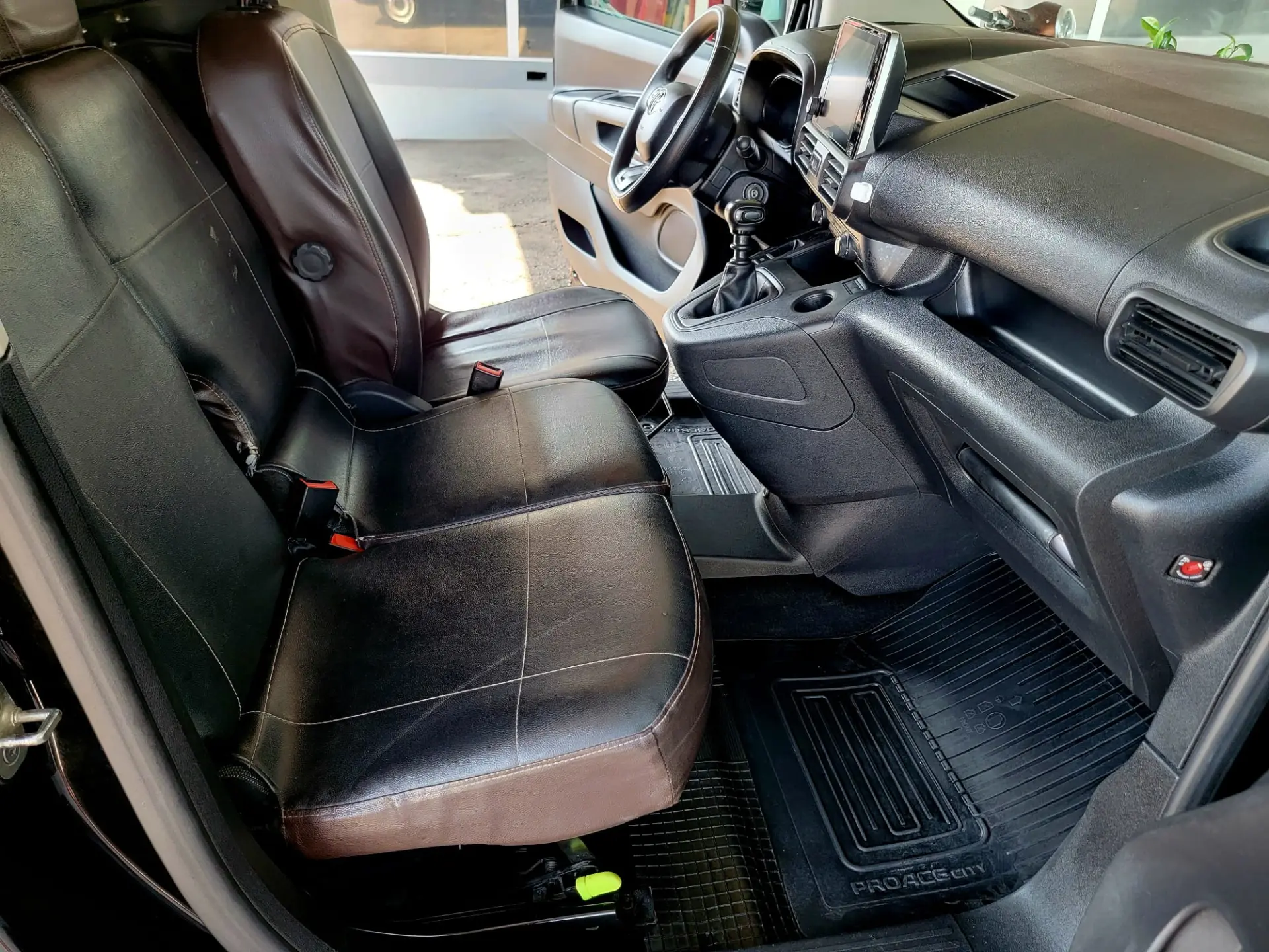 Toyota Proace City Verso 1.5D L1 Comfort 9