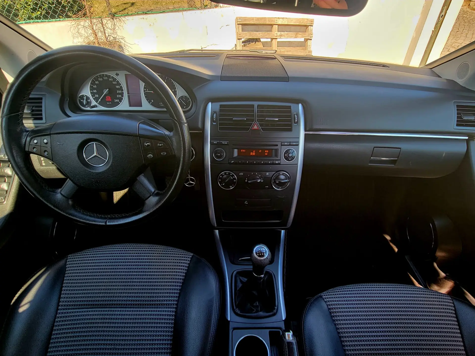Mercedes-Benz B 180 B 180 CDI 7