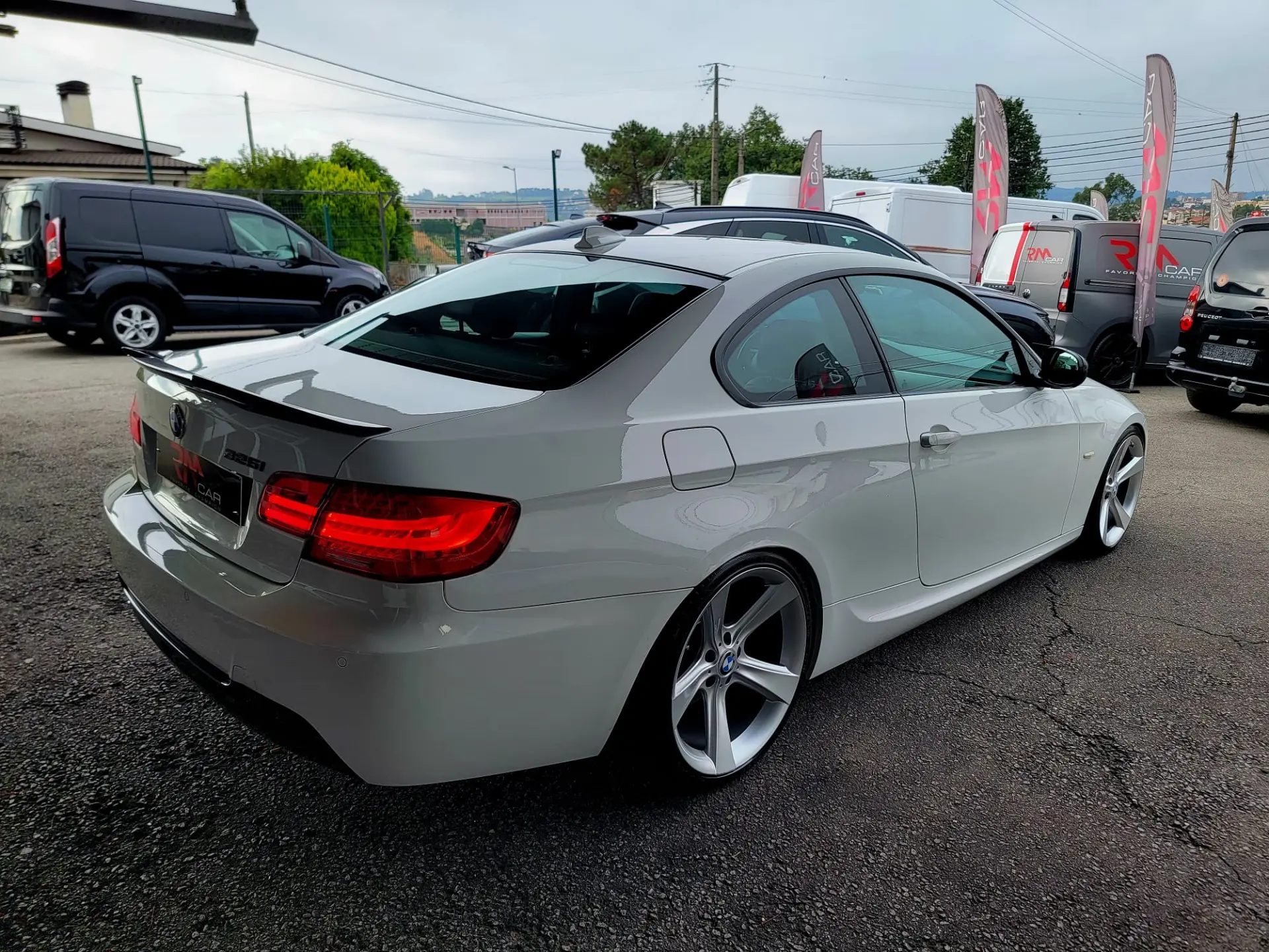 BMW 325 i M Sport Edition 6