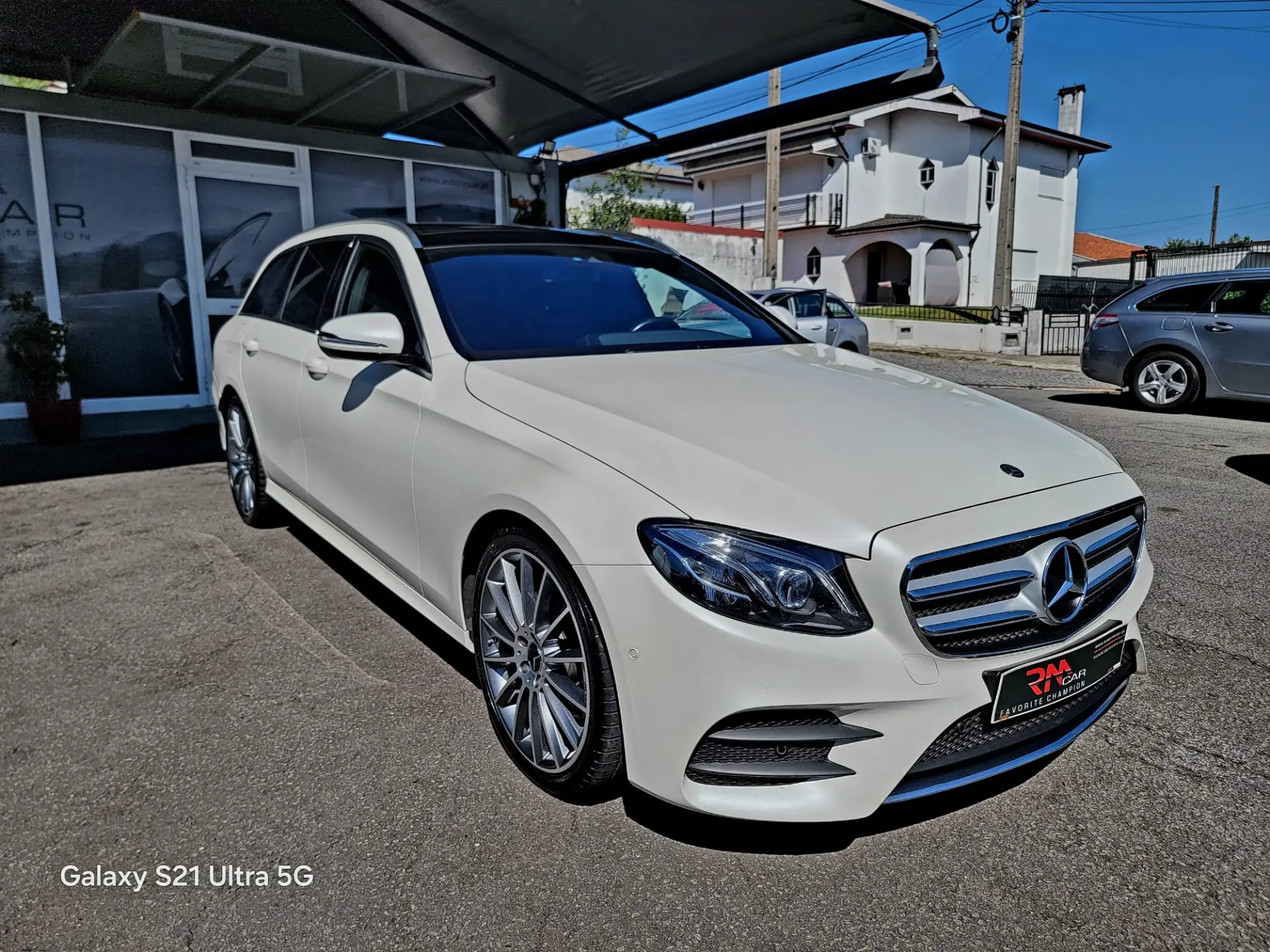 Mercedes-Benz E 220 d AMG Line 1