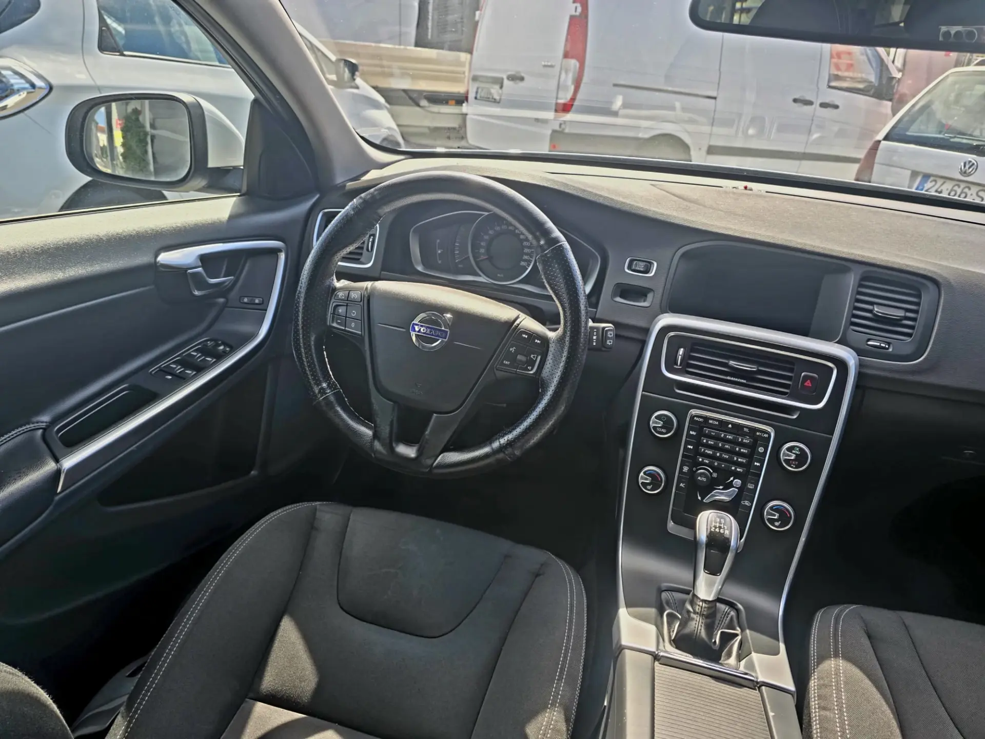 Volvo V60 2.0 D3 16