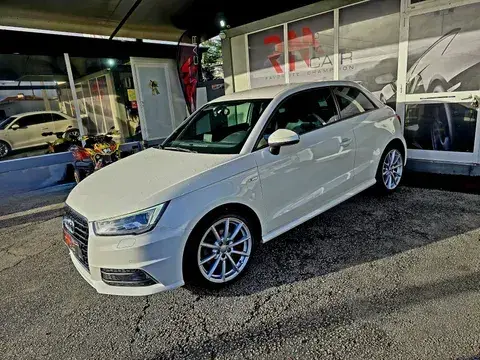 Audi A1 1.6 TDI S-line S tronic 3
