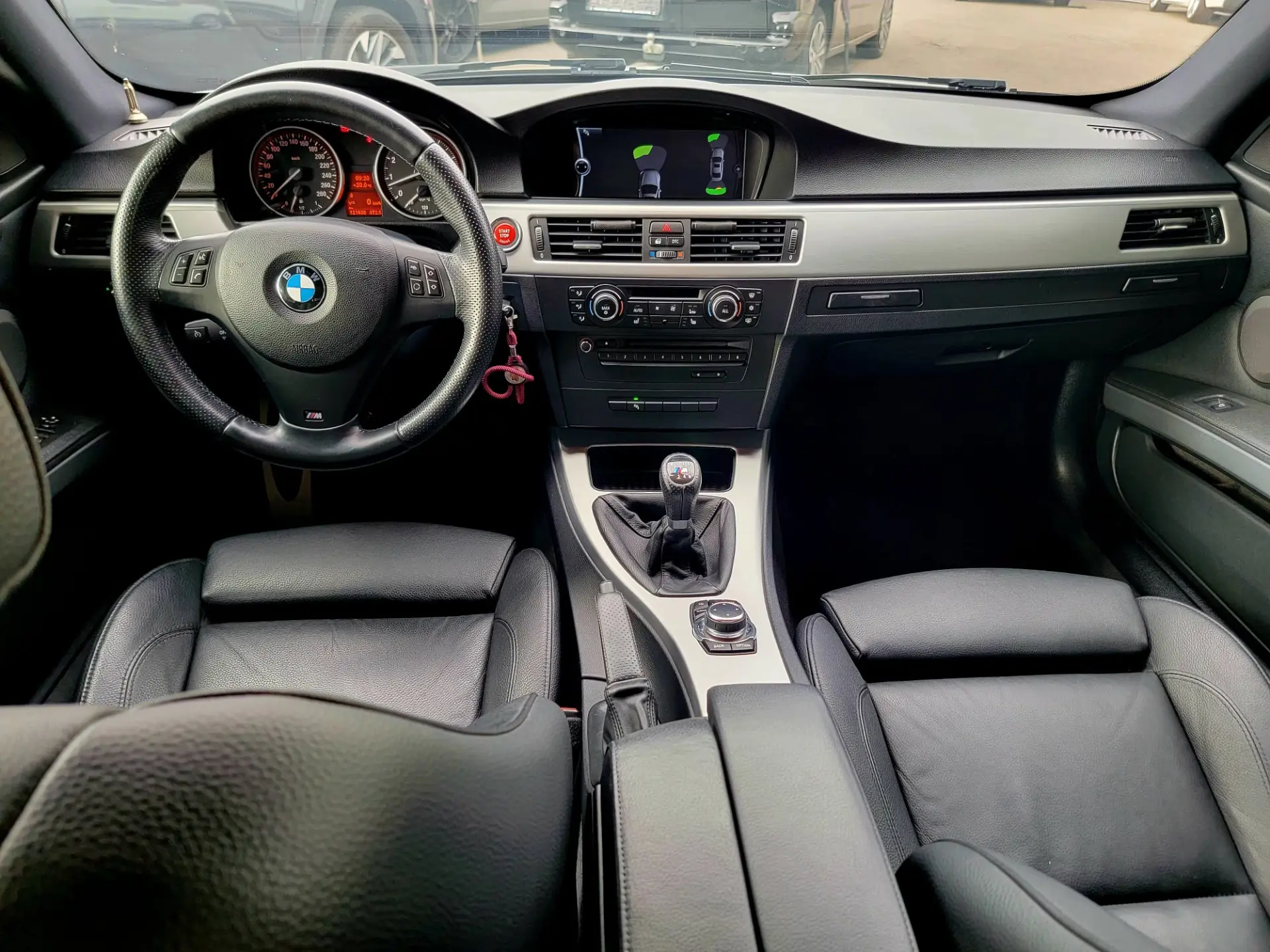 BMW 325 i M Sport Edition 9