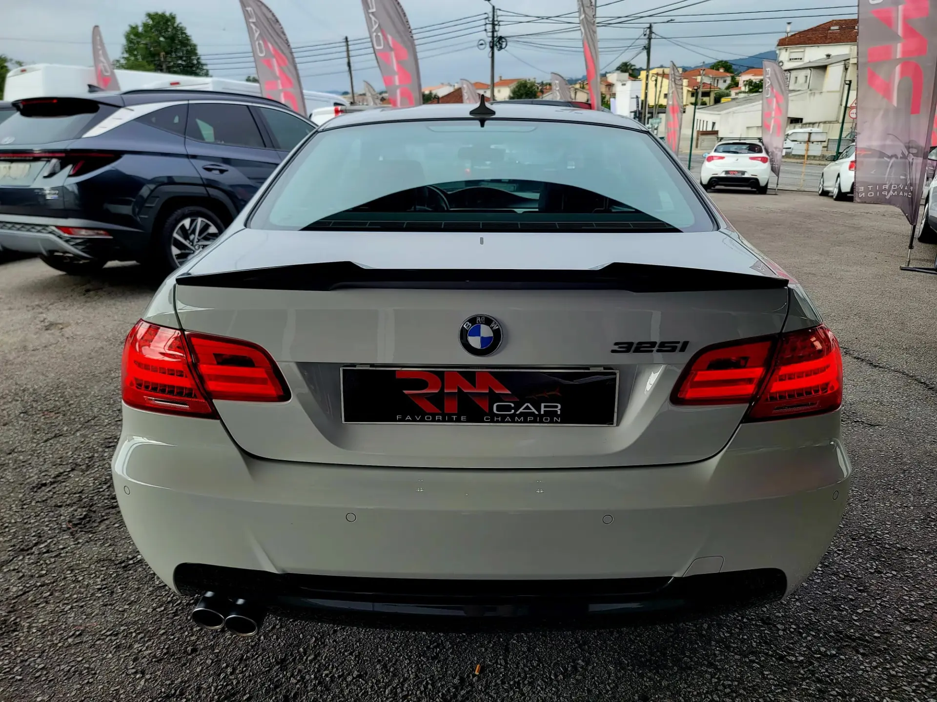 BMW 325 i M Sport Edition 4