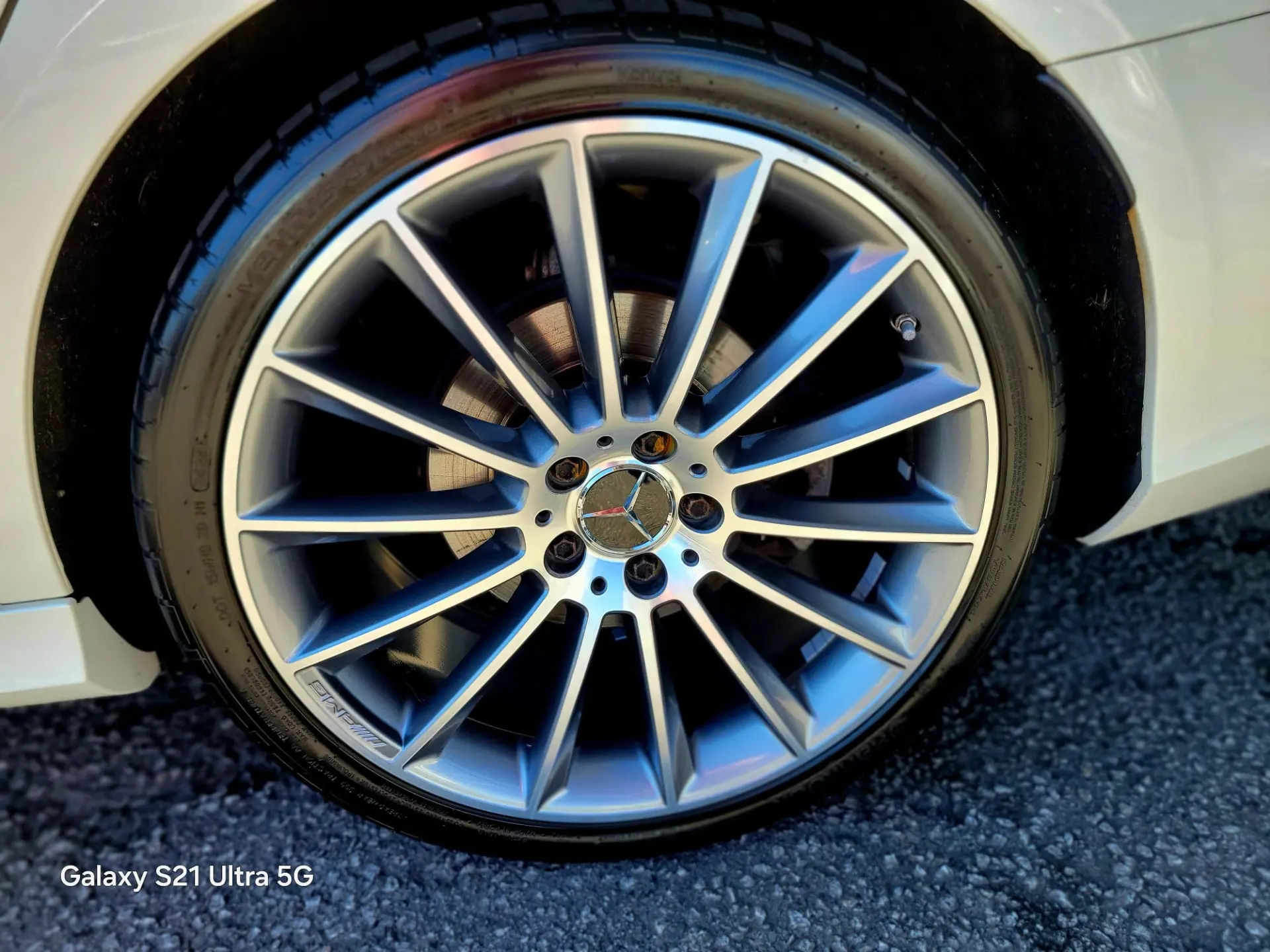 Mercedes-Benz E 220 d AMG Line 17