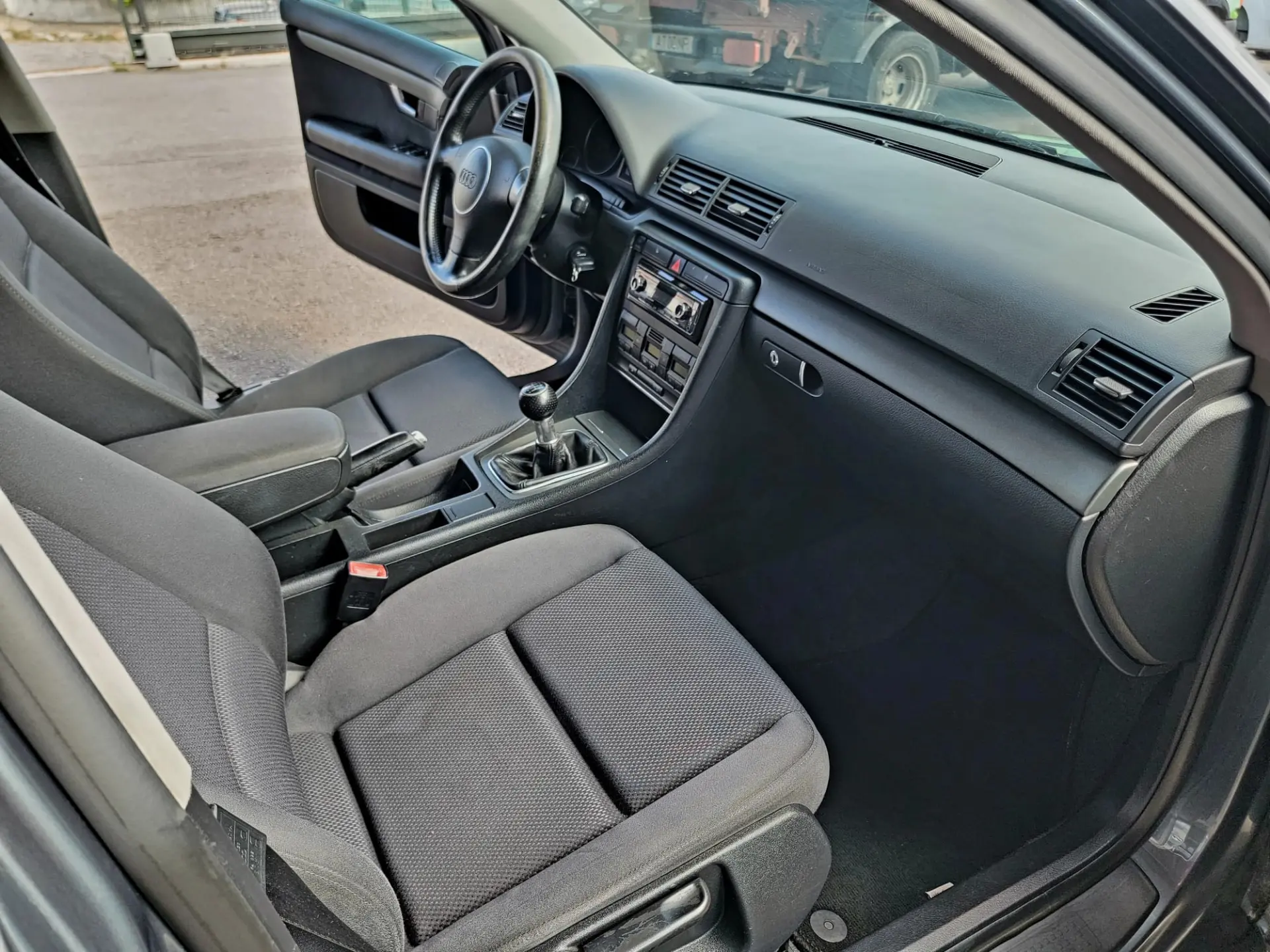 Audi A4 Avant Outro 12