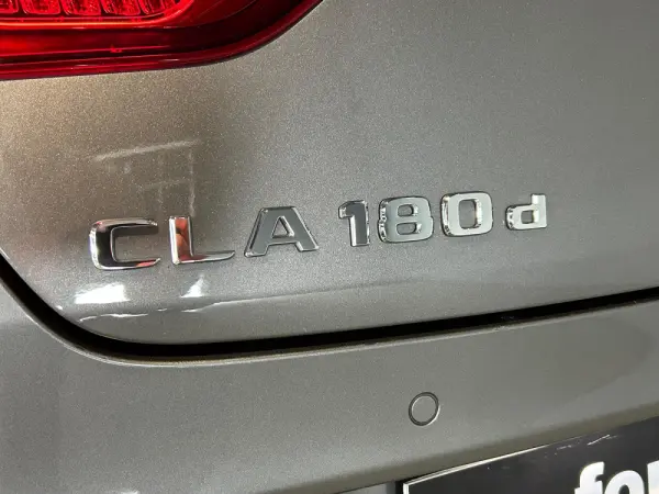 Mercedes-Benz CLA 180 d AMG Line Aut. 16