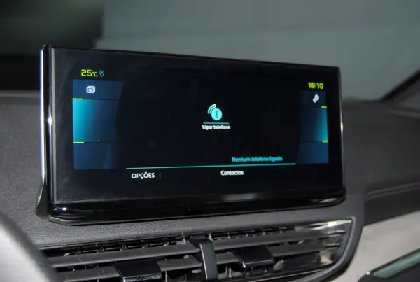 Peugeot 3008 1.6 Hybrid GT e-EAT8 38