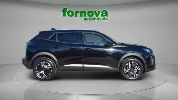 Peugeot 2008 7