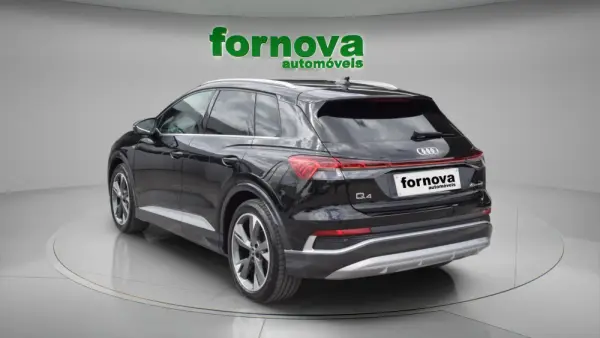 Audi Q4 e-tron 45 82 kWh SE S-Line Plus 6