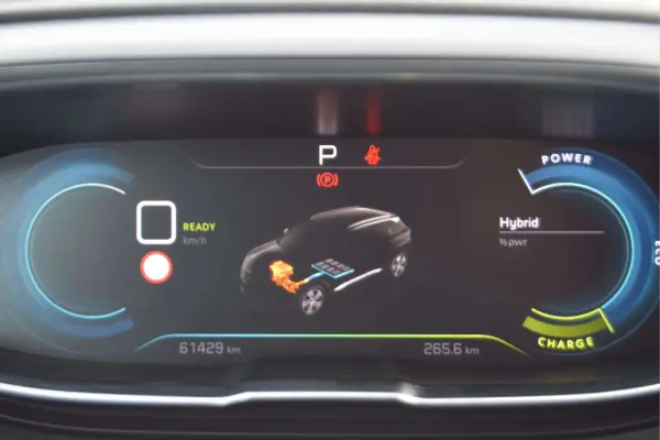 Peugeot 3008 1.6 HYBRID GT PACK e-EAT8 17