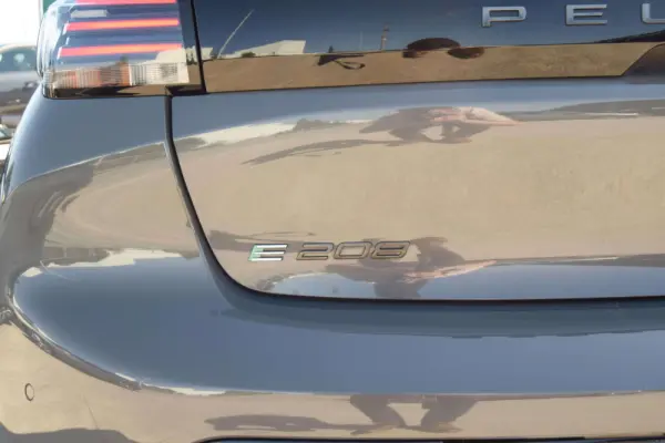 Peugeot e-208 50 kWh Allure 34