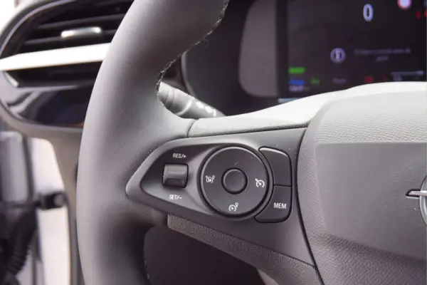 Opel Corsa-e e-GS 18