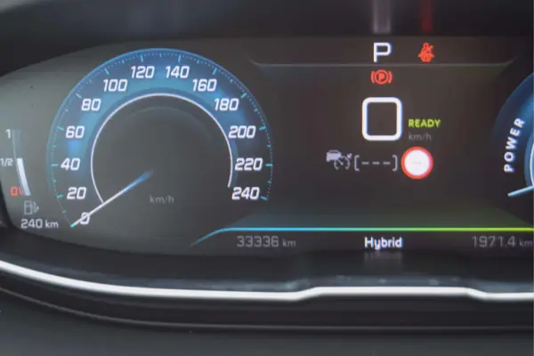 Peugeot 3008 1.6 Hybrid GT e-EAT8 9