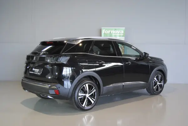 Peugeot 3008 1.6 Hybrid GT e-EAT8 6