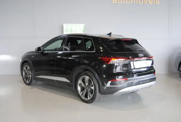 Audi Q4 e-tron 45 82 kWh SE S-Line Plus 7