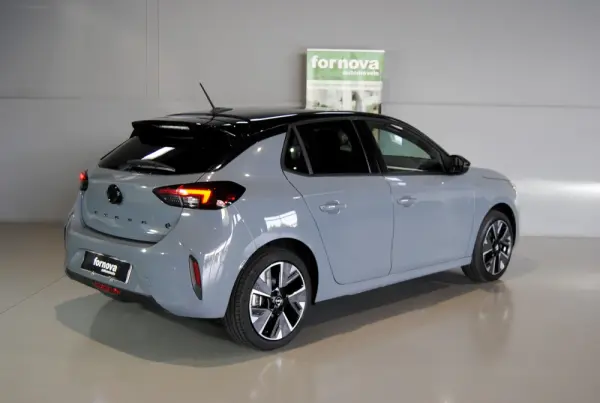 Opel Corsa-e e-GS 6